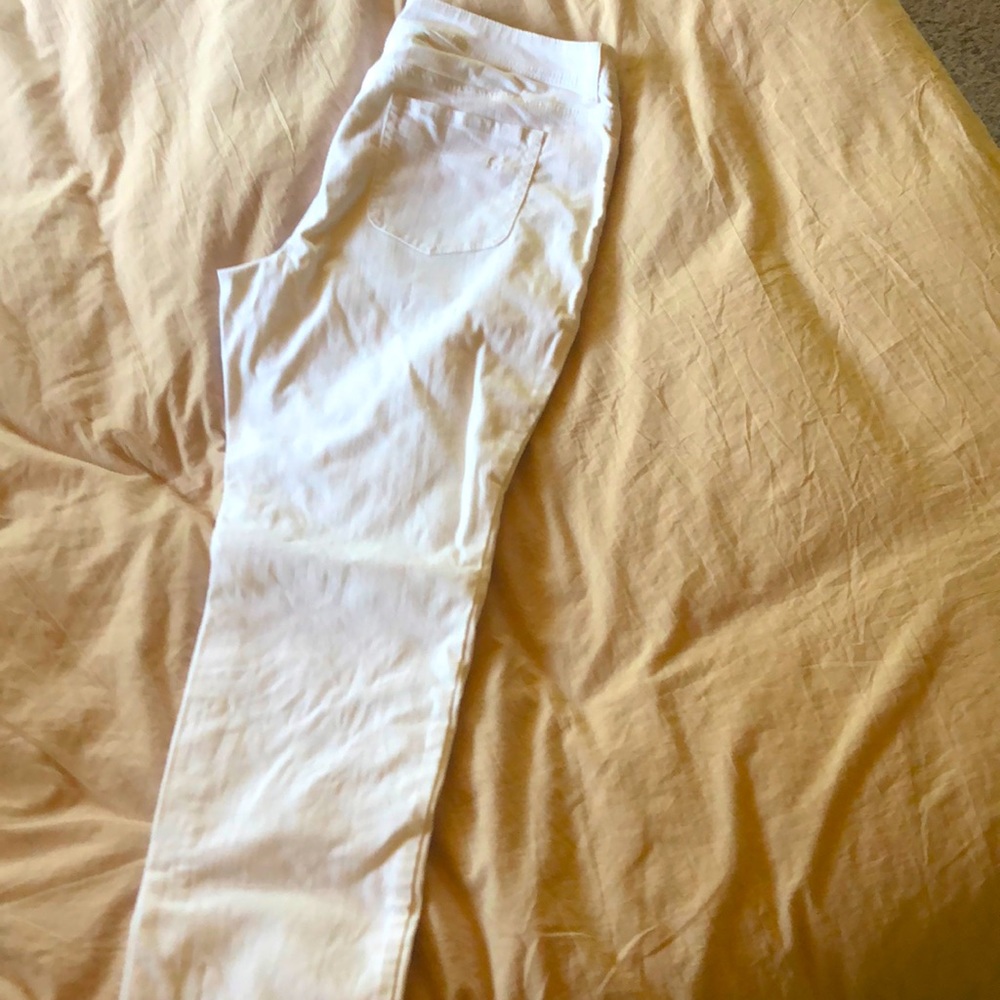 Chico’s White Denim SZ 2